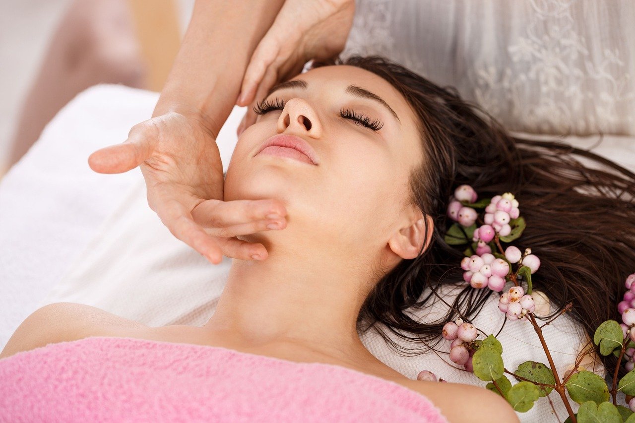 Thai massage treatment ajman
